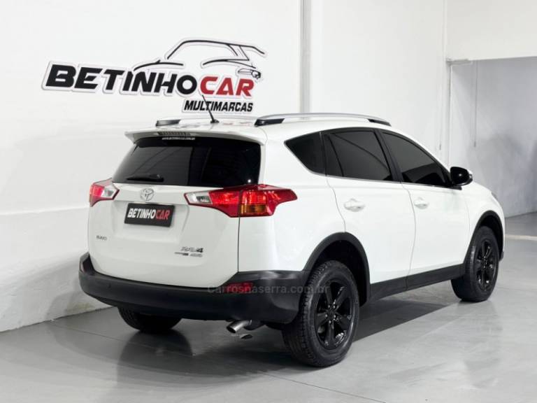 TOYOTA - RAV4 - 2014/2014 - Branca - R$ 95.900,00