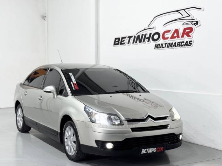 CITROËN - C4 - 2007/2008 - Cinza - R$ 34.900,00