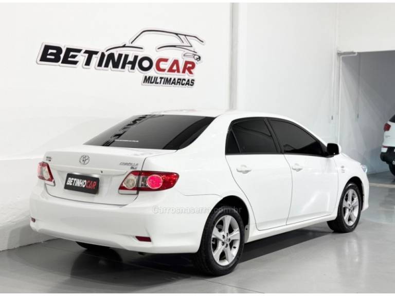 TOYOTA - COROLLA - 2012/2013 - Branca - R$ 67.900,00