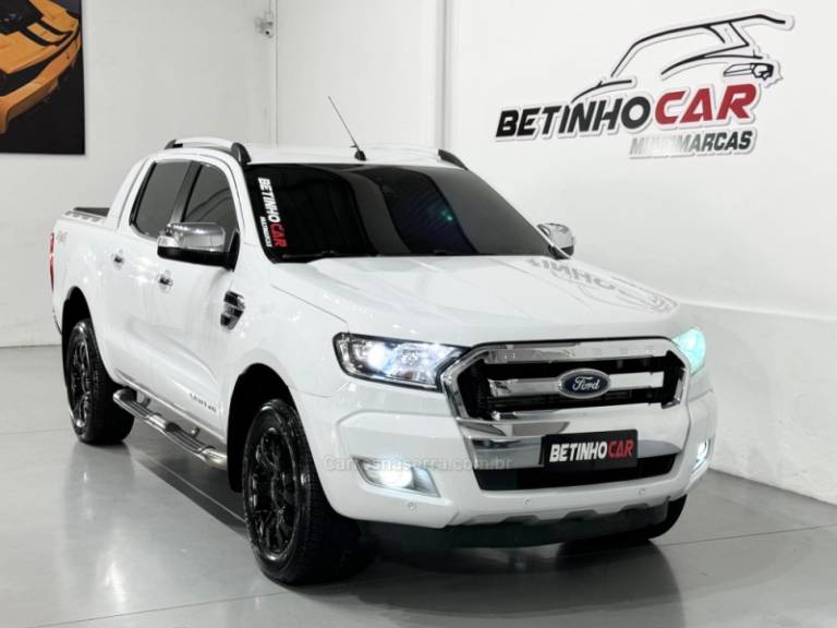 FORD - RANGER - 2018/2019 - Branca - R$ 169.900,00