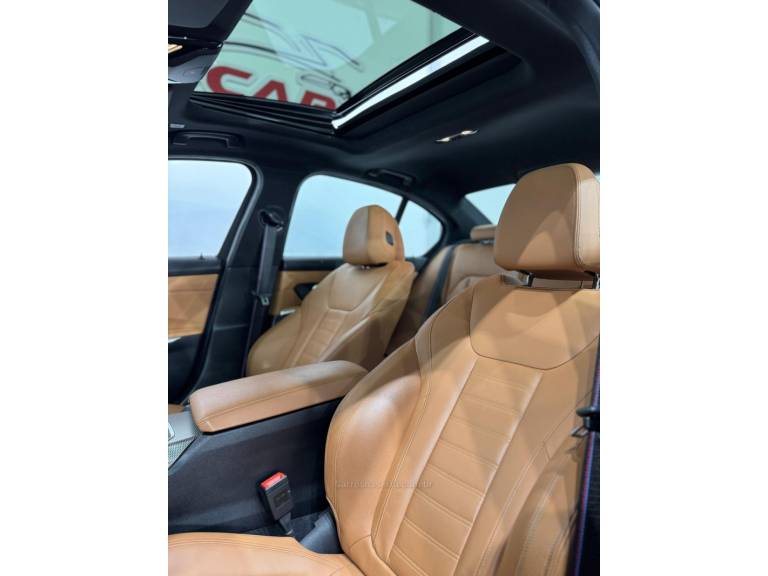 BMW - 330I - 2019/2019 - Azul - R$ 249.900,00