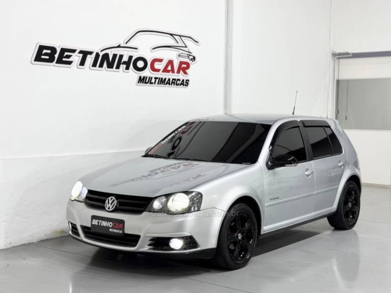 VOLKSWAGEN - GOLF - 2008/2009 - Prata - R$ 45.900,00