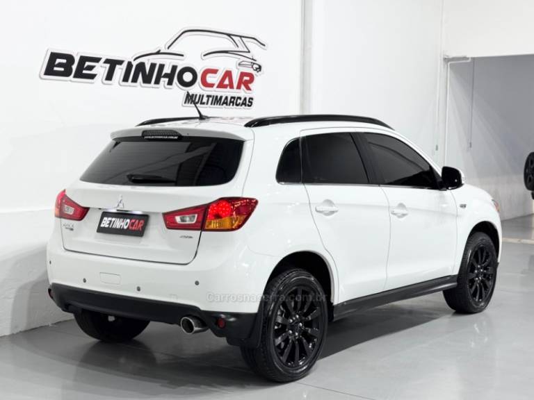 MITSUBISHI - ASX - 2015/2016 - Branca - R$ 89.900,00