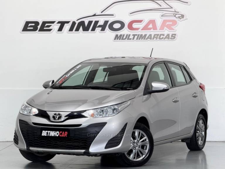 TOYOTA - YARIS - 2020/2020 - Prata - R$ 81.900,00