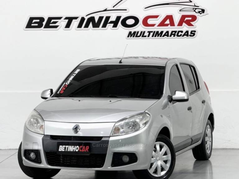 RENAULT - SANDERO - 2012/2013 - Prata - R$ 39.900,00