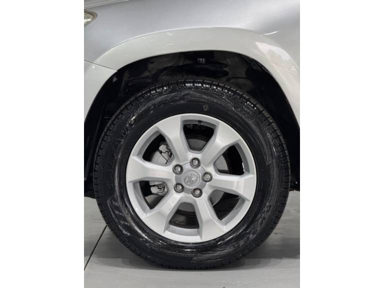 TOYOTA - RAV4 - 2010/2010 - Prata - R$ 66.900,00