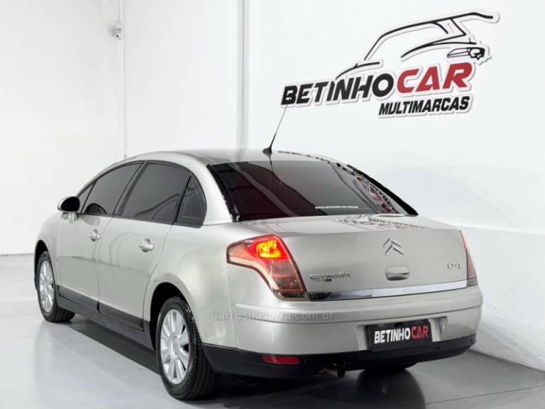 CITROËN - C4 - 2007/2008 - Cinza - R$ 34.900,00