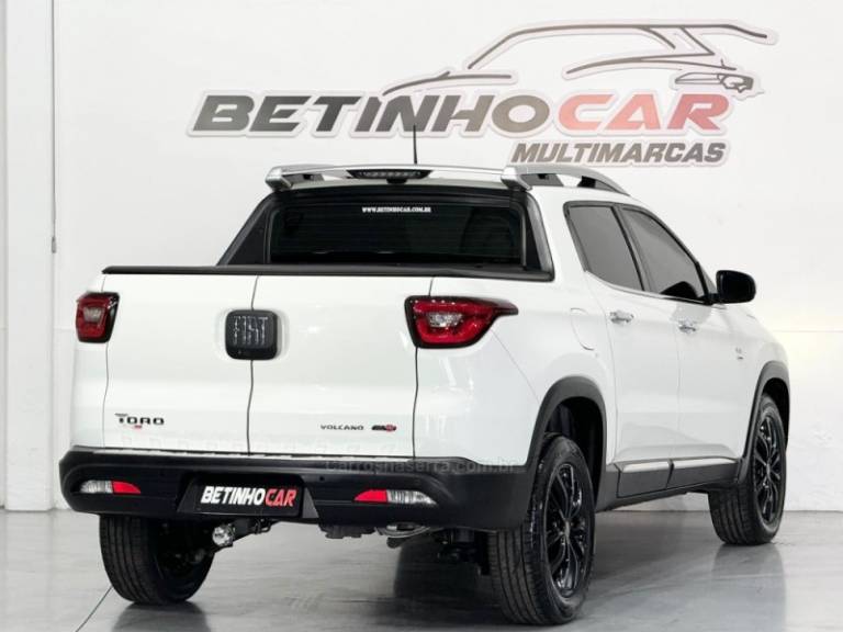 FIAT - TORO - 2018/2019 - Branca - R$ 125.900,00