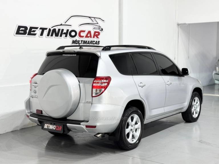 TOYOTA - RAV4 - 2010/2010 - Prata - R$ 66.900,00