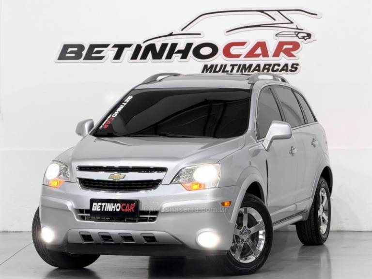 CHEVROLET - CAPTIVA - 2011/2012 - Prata - R$ 53.900,00